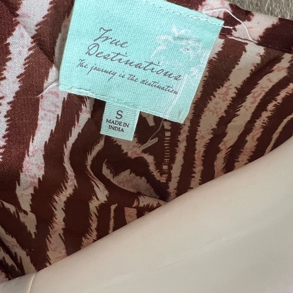 True Destination Challis Printed Long Beach Cover Up - Picture 14 of 14